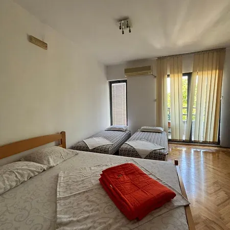Apartment The Royal Pg Podgorica Exterior photo