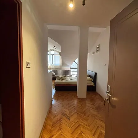 Apartment The Royal Pg Podgorica Exterior photo